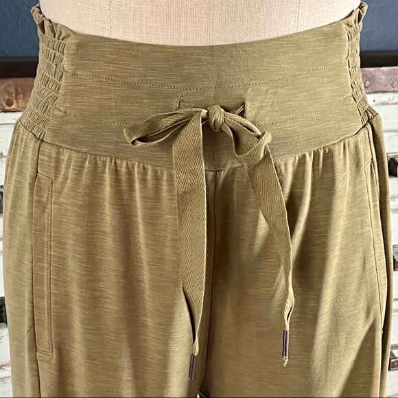 Anthropologie Saturday Sunday Ruched Tapered Green Pants S - Picture 6 of 13